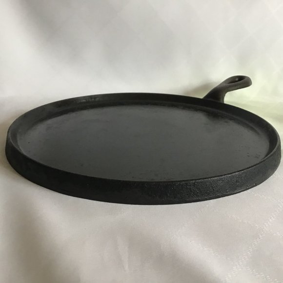 McClary's No. 9 Round Cast Iron Griddle #X613 Rare Find - Picture 3 of 5